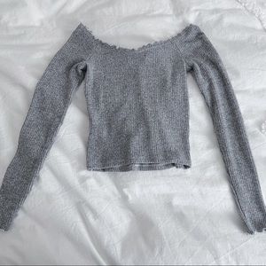 A&F｜Grey Knit Off-The-Shoulder Top Sz S